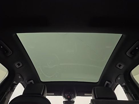 Certified 2025 Porsche Cayenne E-Hybrid Coupe AWD/4WD image 14