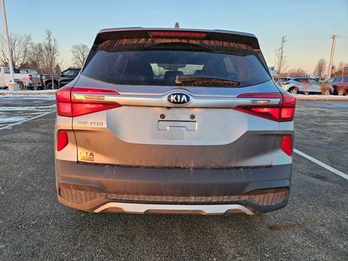 Used 2021 Kia Seltos LX image 6