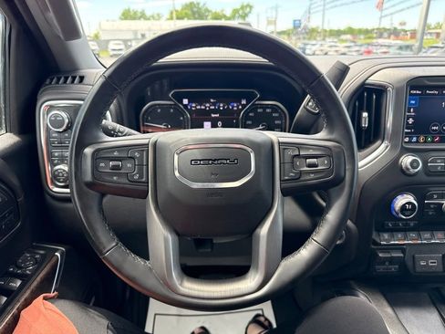 Used 2023 GMC Sierra 3500 Denali w/ Denali Black Diamond Edition AWD/4WD image 15