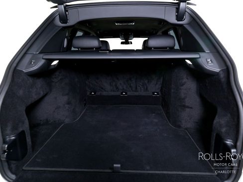 Used 2026 Rolls-Royce Cullinan AWD/4WD image 25