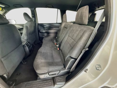 Used 2022 Honda Pilot Sport image 21