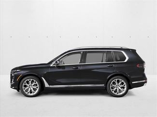 New 2025 BMW X7 xDrive40i w/ Premium Package video 3