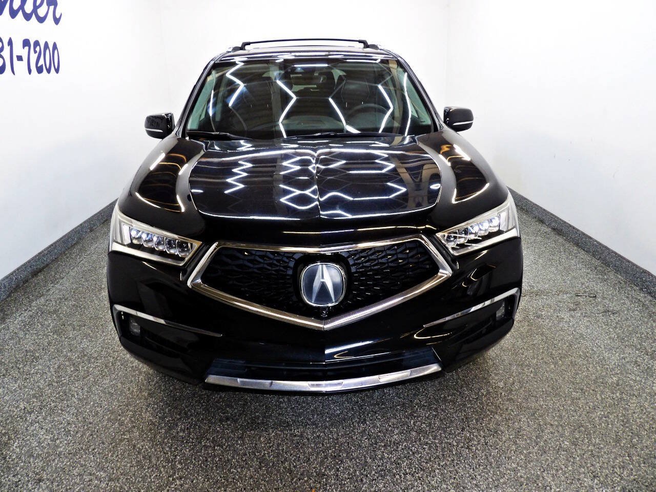 Used 2019 Acura MDX w/ Advance Package AWD/4WD image 2