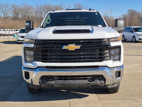 New 2025 Chevrolet Silverado 3500 W/T AWD/4WD image 2