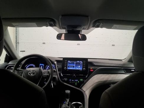Used 2024 Toyota Camry LE FWD image 24