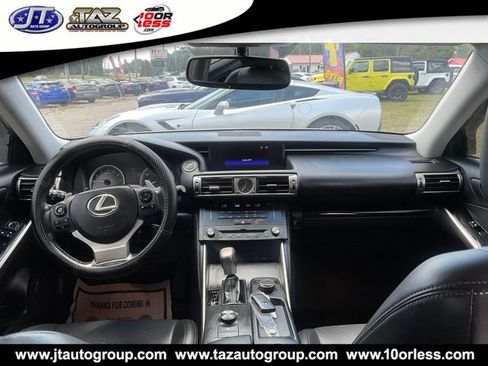 Used 2015 Lexus IS 250 RWD image 19