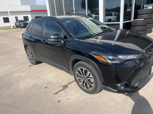 Used 2023 Toyota Corolla Cross AWD Hybrid image 4