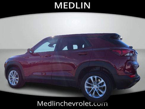 Used 2024 Chevrolet TrailBlazer LS w/ LS Convenience Package image 5