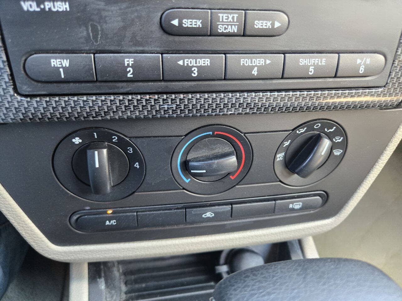 Used 2006 Ford Fusion SE FWD image 22