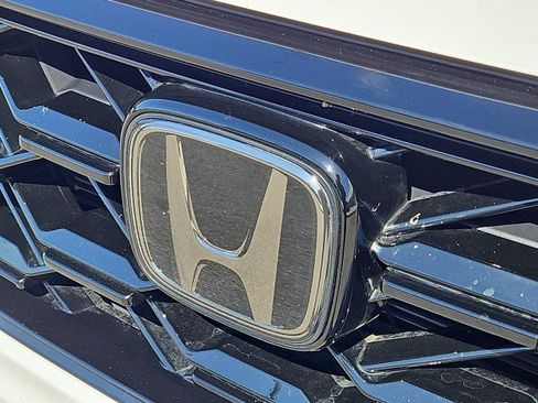 Used 2025 Honda CR-V Sport image 31