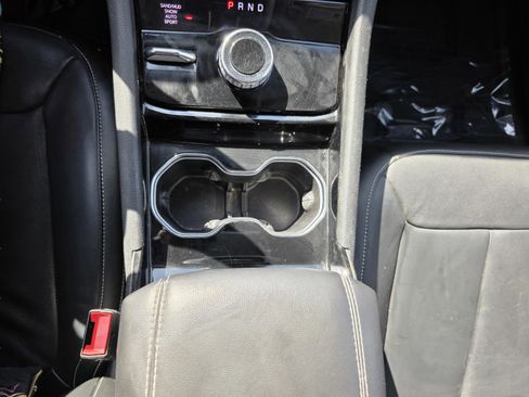 Certified 2022 Jeep Grand Cherokee L Limited image 30