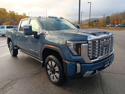 New 2026 GMC Sierra 2500 Denali w/ Denali Reserve Package AWD/4WD image 28