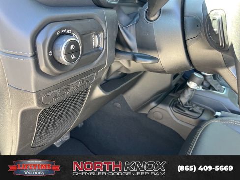 New 2026 Jeep Gladiator Sport AWD/4WD image 7