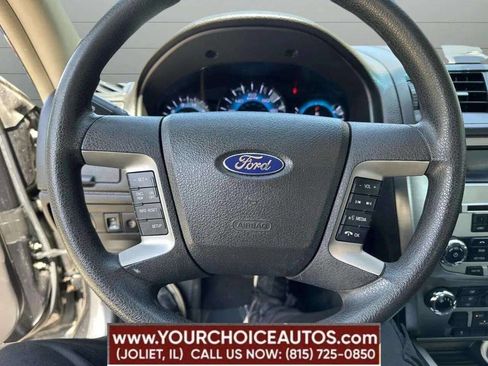 Used 2010 Ford Fusion SE image 16