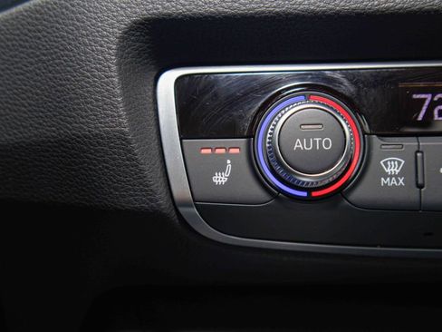 Used 2023 Audi Q3 2.0T Premium Plus w/ Premium Plus Package image 21