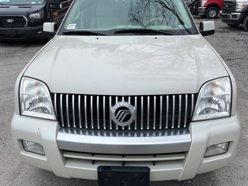 Used 2006 Mercury Mountaineer Luxury image 2