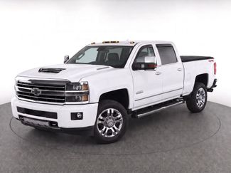 Used 2019 Chevrolet Silverado 2500 High Country w/ Duramax Plus Package AWD/4WD video 3