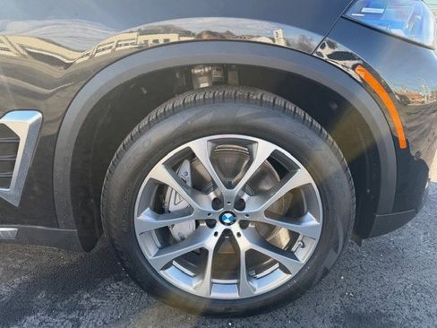 New 2026 BMW X5 xDrive50e w/ Premium Package image 12