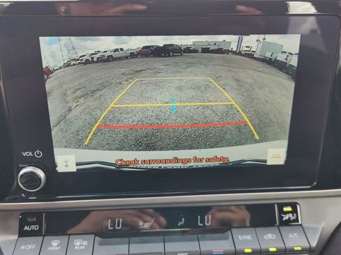 Used 2025 Toyota Camry LE image 17