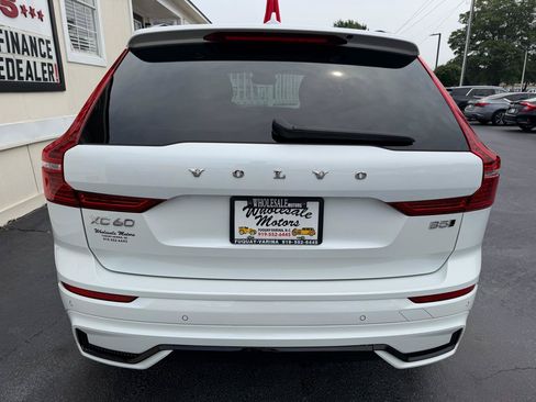 Used 2023 Volvo XC60 B5 Plus AWD/4WD image 6