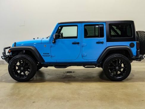 Used 2017 Jeep Wrangler Unlimited Sport w/ Quick Order Package 23S AWD/4WD image 5