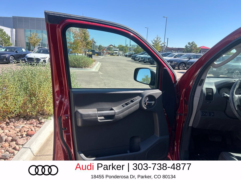 Used 2011 Nissan Xterra PRO-4X w/ Pro-4x Leather Pkg AWD/4WD image 6
