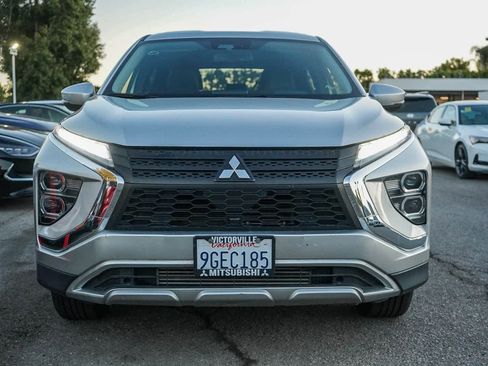 Used 2023 Mitsubishi Eclipse Cross SE image 2