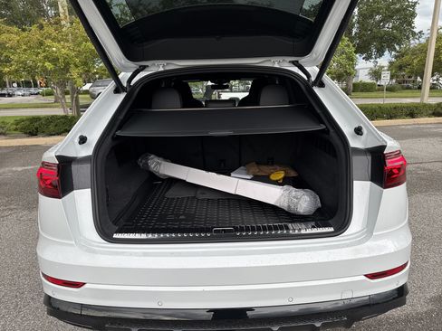 New 2026 Audi Q8 Prestige AWD/4WD image 9