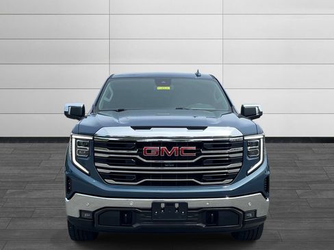 Used 2024 GMC Sierra 1500 SLT w/ SLT Premium Plus Package AWD/4WD image 8