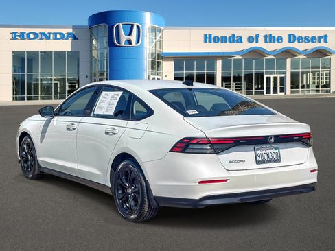 Certified 2025 Honda Accord SE image 5