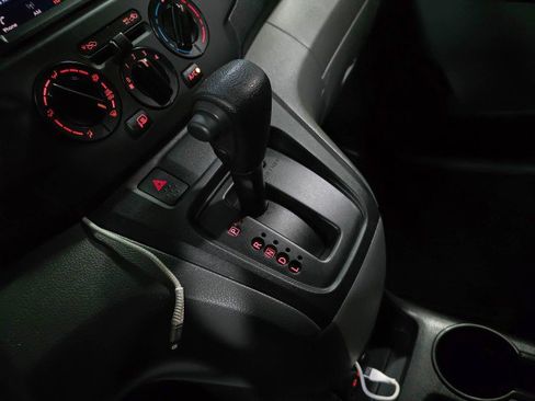 Used 2020 Nissan NV200 SV image 26