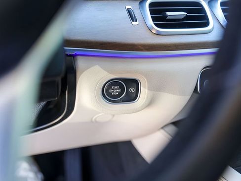 Used 2021 Mercedes-Benz GLS 450 GLS 450 image 18