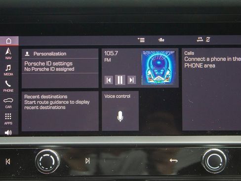 Used 2022 Porsche Macan GTS image 16