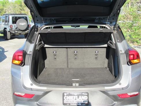 Used 2021 Buick Encore GX Preferred FWD image 28