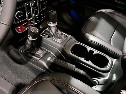 New 2026 Jeep Wrangler Unlimited Rubicon image 8