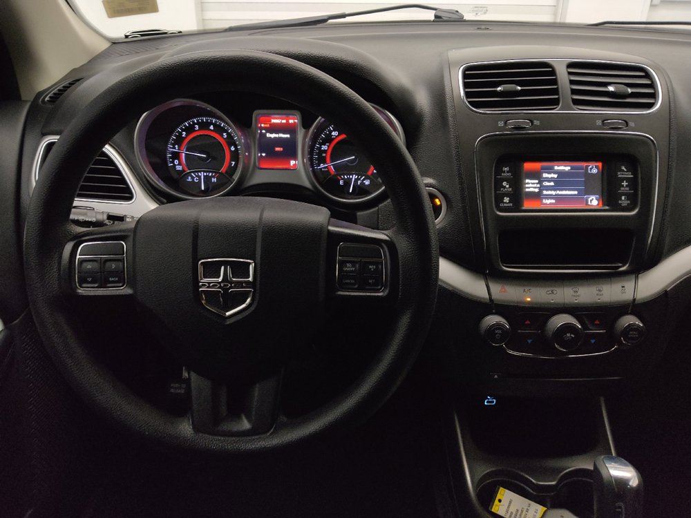 Used 2020 Dodge Journey SE FWD image 22