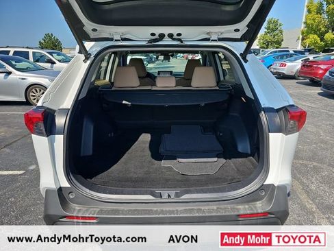 Used 2021 Toyota RAV4 XLE w/ Convenience Package AWD/4WD image 12
