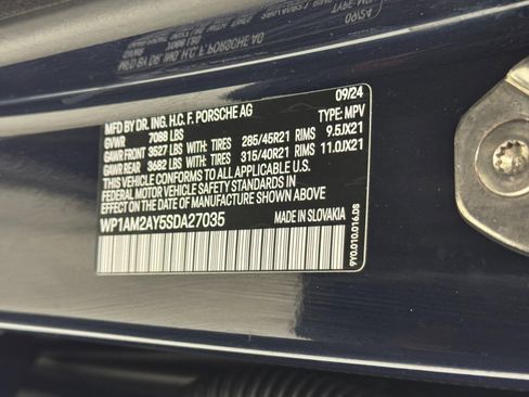 Used 2025 Porsche Cayenne Turbo image 53