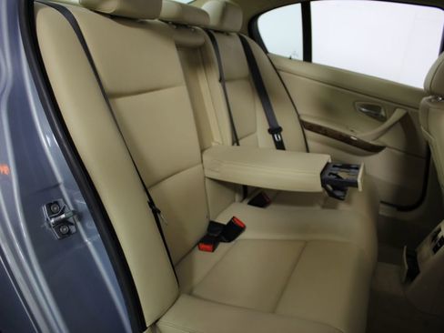 Used 2006 BMW 325xi Sedan image 13