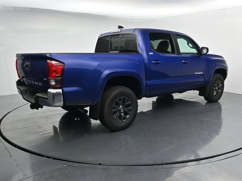 Used 2022 Toyota Tacoma SR5 AWD/4WD image 8