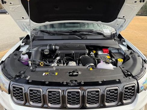 New 2026 Jeep Compass Latitude AWD/4WD image 35