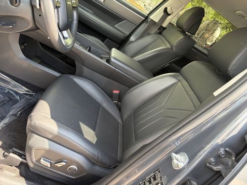 Used 2025 Hyundai Santa Fe SEL AWD/4WD image 38