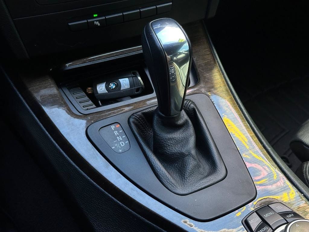 Used 2013 BMW 335i Convertible RWD image 13