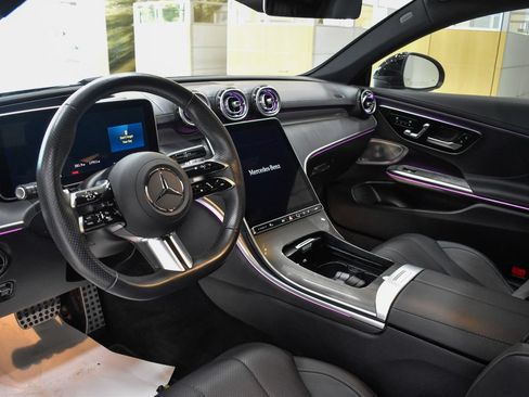 Certified 2025 Mercedes-Benz CLE 300 4MATIC Coupe image 17