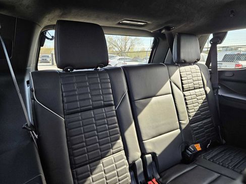 Used 2023 Cadillac Escalade Sport Platinum AWD/4WD image 10