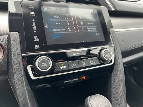 Used 2018 Honda Civic EX image 10
