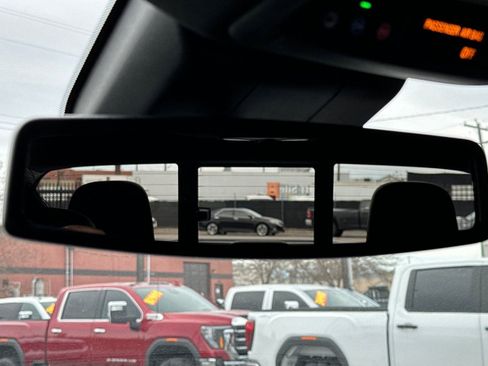 Used 2024 GMC Canyon AT4 w/ LPO, Off Road Lift Package image 24