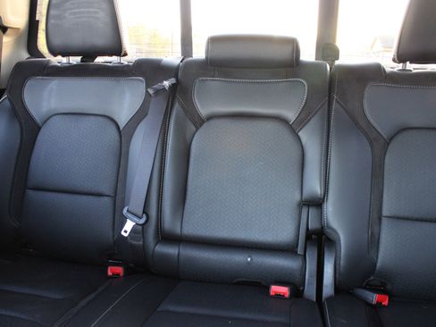 Used 2022 RAM 1500 Laramie image 32