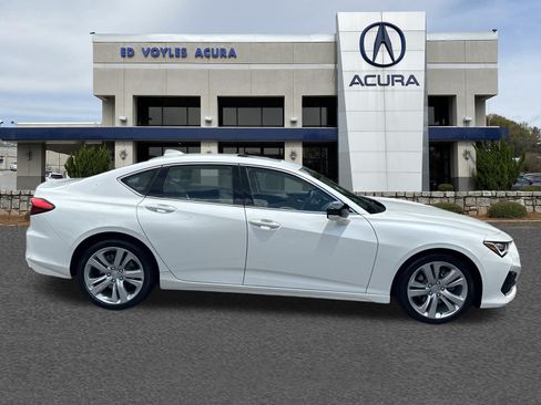 Used 2023 Acura TLX w/ Technology Package FWD image 4