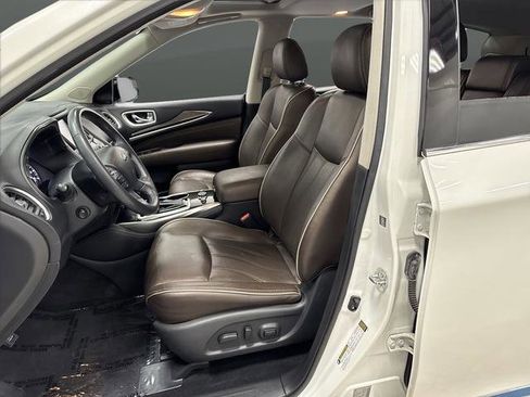 Used 2019 INFINITI QX60 Luxe w/ Essential Package image 4